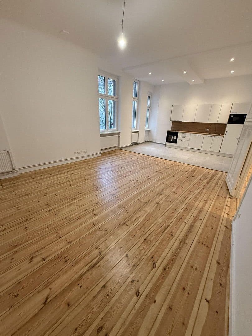 Prenájom bytu 3-izbový 109 m², Blissestraße, Berlin, Berlín Prenájom bytu 3-izbový 109 m², Blissestraße, Berlin, Berlín