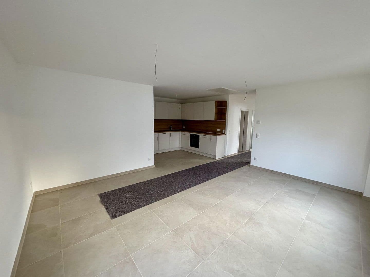 Prenájom bytu 3-izbový 79 m², Am Lupinenfeld 33A, Berlin, Berlín Prenájom bytu 3-izbový 79 m², Am Lupinenfeld 33A, Berlin, Berlín