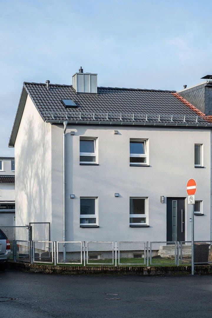 Prenájom bytu 2-izbový 36 m², Glatzer Straße, Köln, Severné Porýnie - Westfálsko Prenájom bytu 2-izbový 36 m², Glatzer Straße, Köln, Severné Porýnie - Westfálsko
