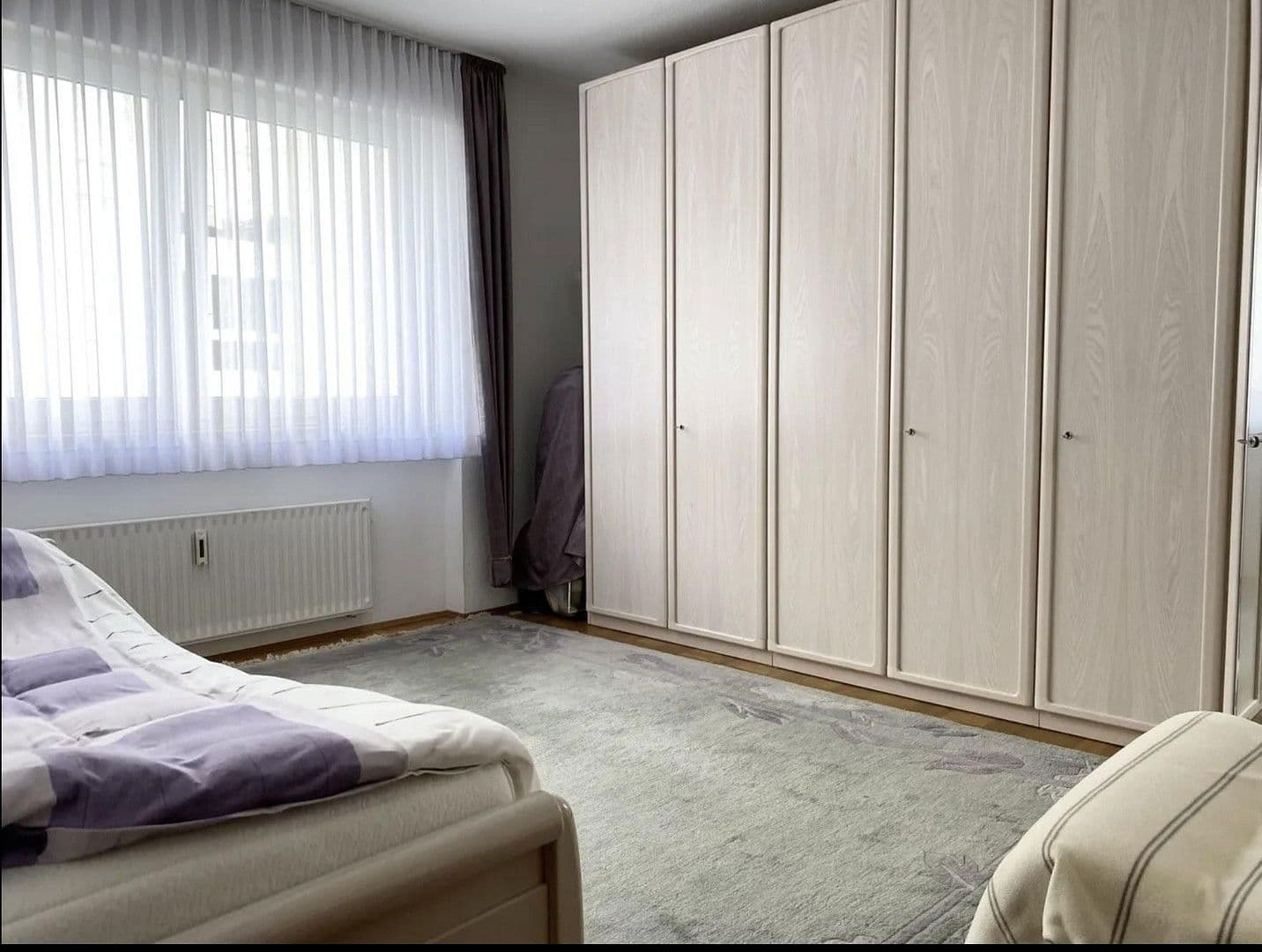 Prenájom bytu 3-izbový 85 m², Bahlenstrasse 183, Düsseldorf, Severné Porýnie - Westfálsko Prenájom bytu 3-izbový 85 m², Bahlenstrasse 183, Düsseldorf, Severné Porýnie - Westfálsko