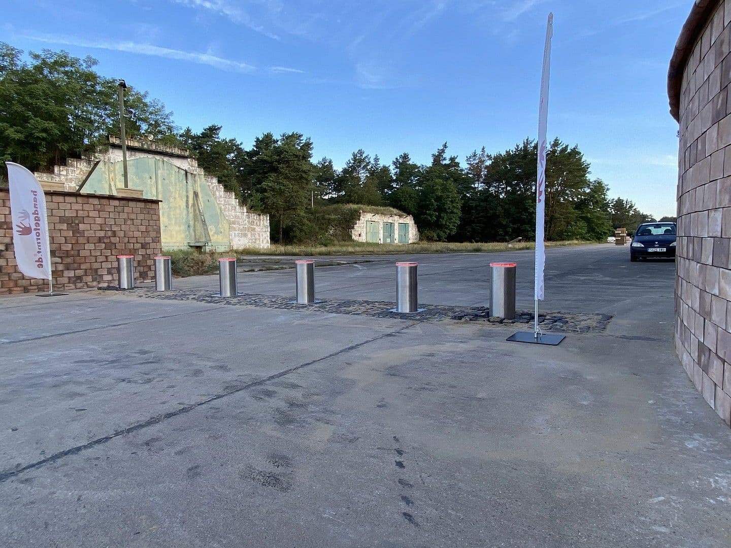 Predaj domu 400 m², pozemek 4.300 m², Lindenstraße 15, Neuhardenberg, Brandenbursko Predaj domu 400 m², pozemek 4.300 m², Lindenstraße 15, Neuhardenberg, Brandenbursko