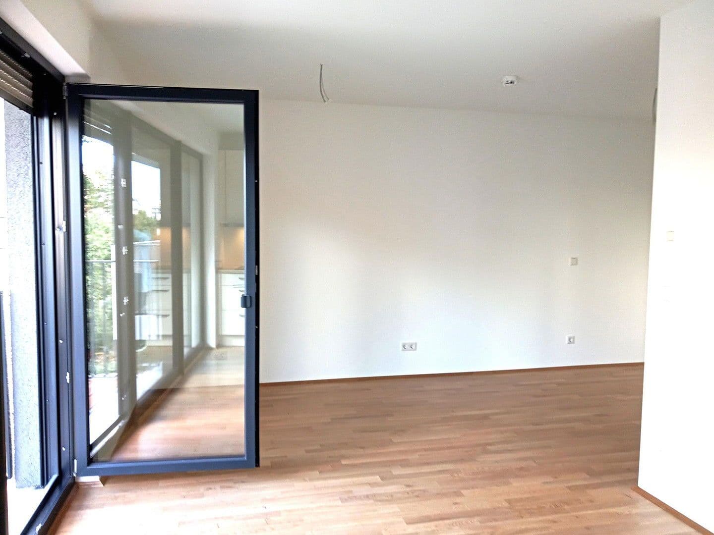 Prenájom bytu 1-izbový 35 m², Bossestr. 7, Berlin, Berlín Prenájom bytu 1-izbový 35 m², Bossestr. 7, Berlin, Berlín