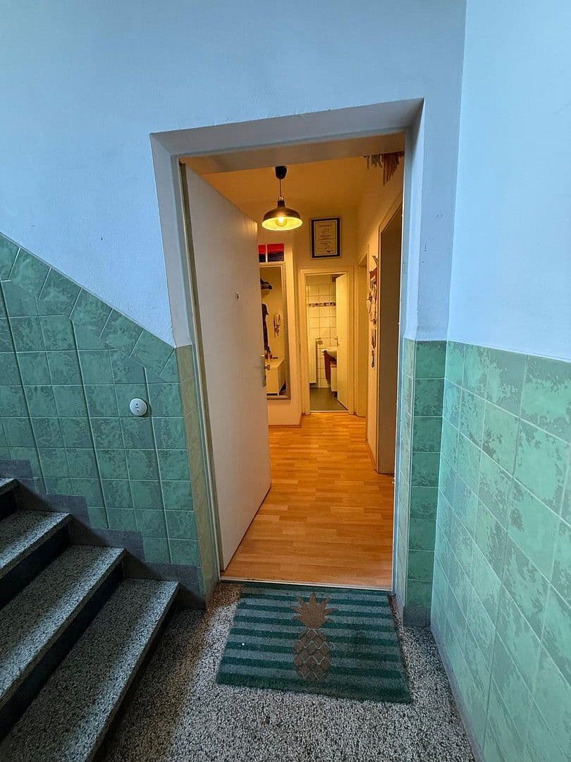 Prenájom bytu 2-izbový 73 m², Kurfürstenstr. 12-14, Köln, Severné Porýnie - Westfálsko Prenájom bytu 2-izbový 73 m², Kurfürstenstr. 12-14, Köln, Severné Porýnie - Westfálsko