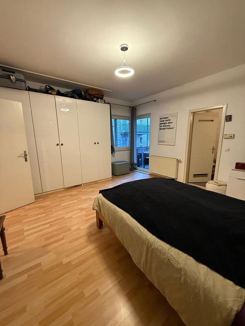 Prenájom bytu 2-izbový 73 m², Kurfürstenstr. 12-14, Köln, Severné Porýnie - Westfálsko Prenájom bytu 2-izbový 73 m², Kurfürstenstr. 12-14, Köln, Severné Porýnie - Westfálsko