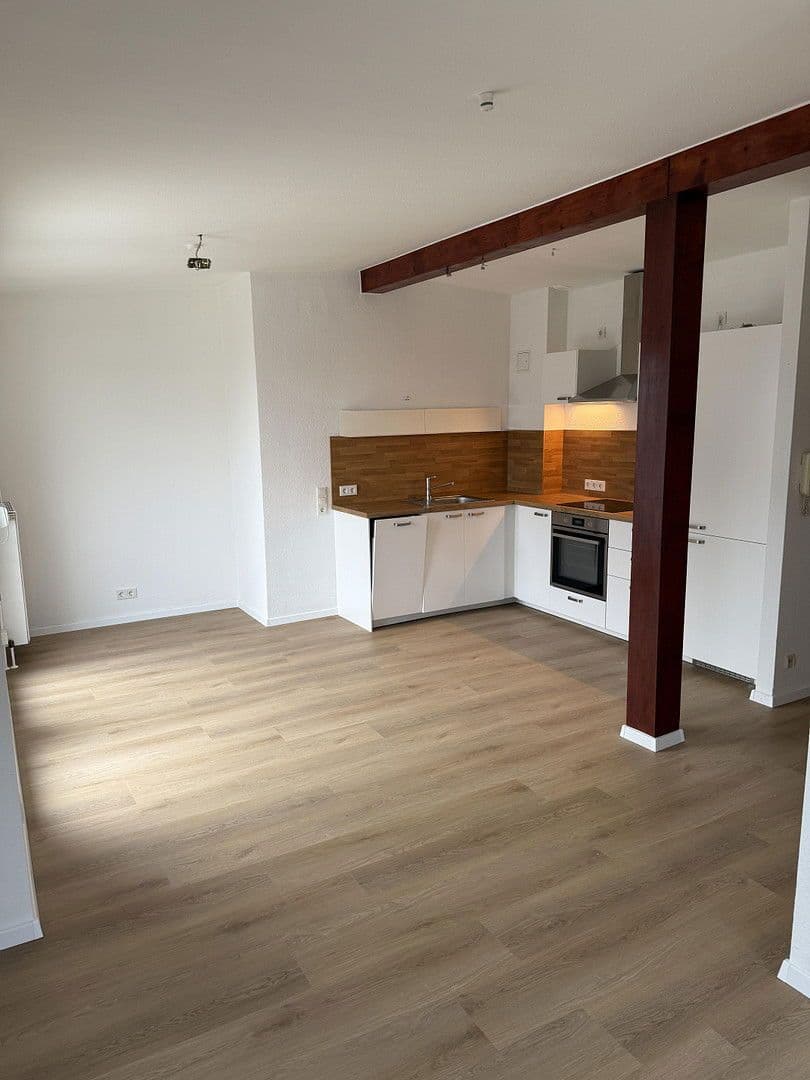 Prenájom bytu 1-izbový 37 m², Oppenheim, Porýnie-Falcko Prenájom bytu 1-izbový 37 m², Oppenheim, Porýnie-Falcko