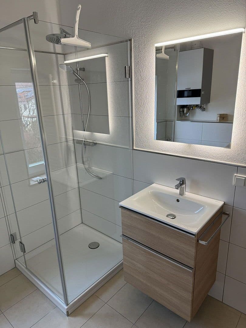 Prenájom bytu 1-izbový 37 m², Oppenheim, Porýnie-Falcko Prenájom bytu 1-izbový 37 m², Oppenheim, Porýnie-Falcko