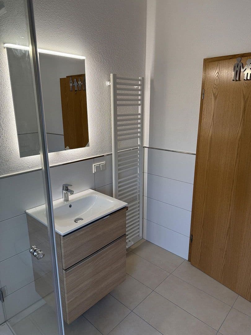 Prenájom bytu 1-izbový 37 m², Oppenheim, Porýnie-Falcko Prenájom bytu 1-izbový 37 m², Oppenheim, Porýnie-Falcko