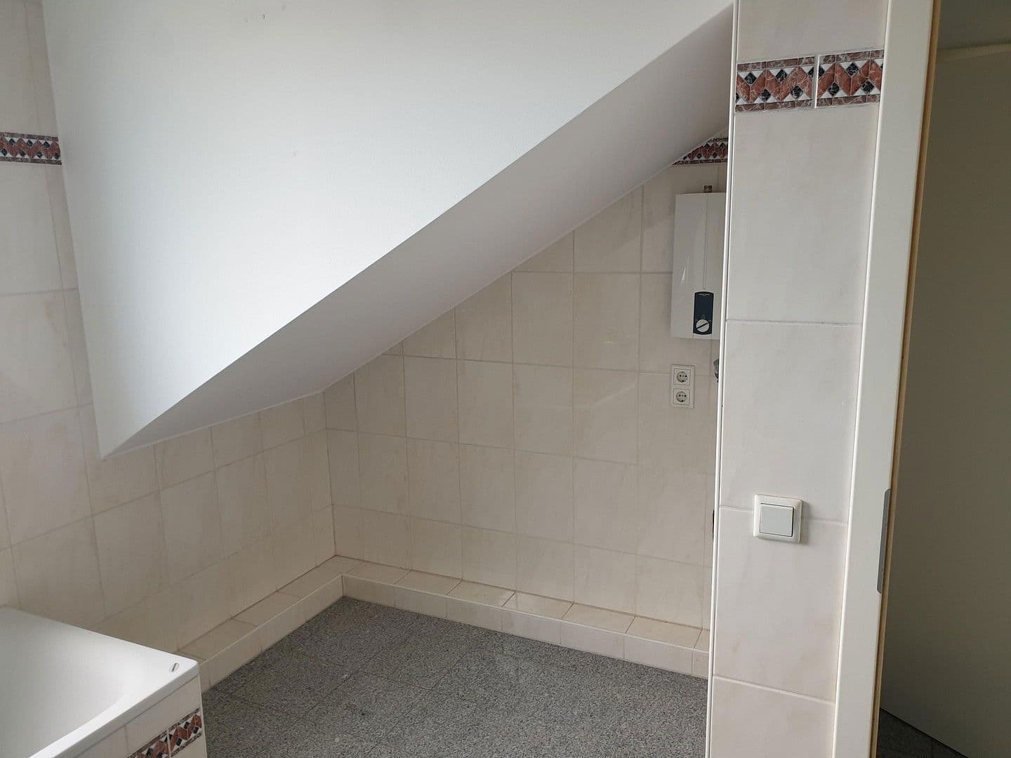 Predaj bytu 3-izbový 85 m², Langenfeld (Rheinland), Severné Porýnie - Westfálsko Predaj bytu 3-izbový 85 m², Langenfeld (Rheinland), Severné Porýnie - Westfálsko