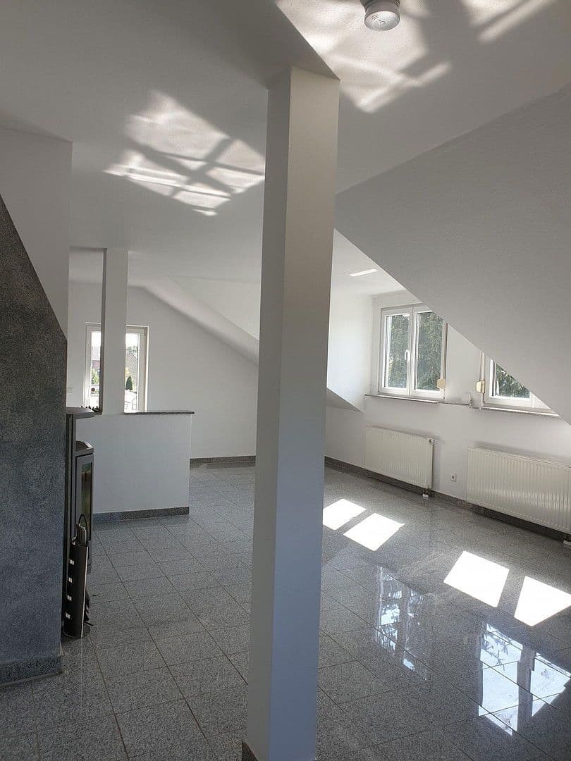 Predaj bytu 3-izbový 85 m², Langenfeld (Rheinland), Severné Porýnie - Westfálsko Predaj bytu 3-izbový 85 m², Langenfeld (Rheinland), Severné Porýnie - Westfálsko