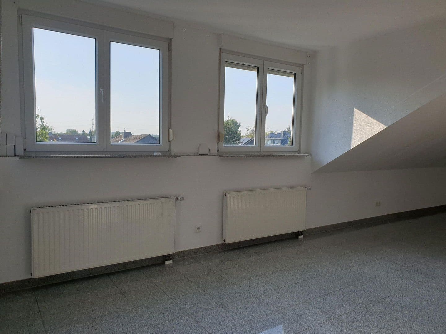 Predaj bytu 3-izbový 85 m², Langenfeld (Rheinland), Severné Porýnie - Westfálsko Predaj bytu 3-izbový 85 m², Langenfeld (Rheinland), Severné Porýnie - Westfálsko
