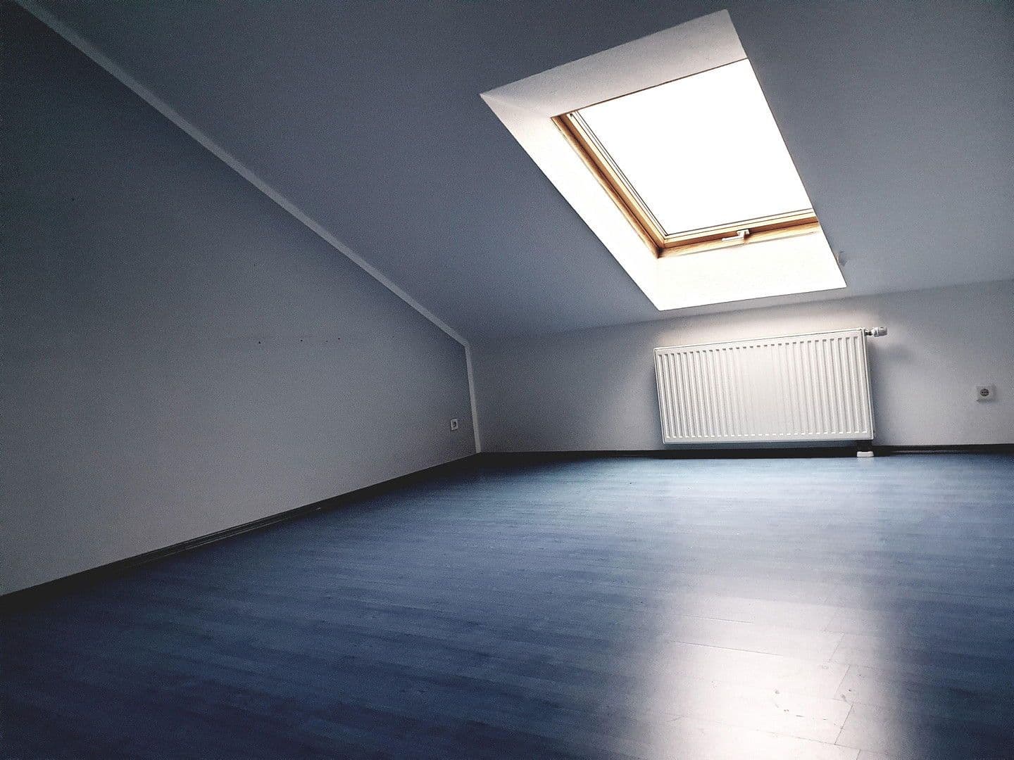 Predaj bytu 3-izbový 85 m², Langenfeld (Rheinland), Severné Porýnie - Westfálsko Predaj bytu 3-izbový 85 m², Langenfeld (Rheinland), Severné Porýnie - Westfálsko