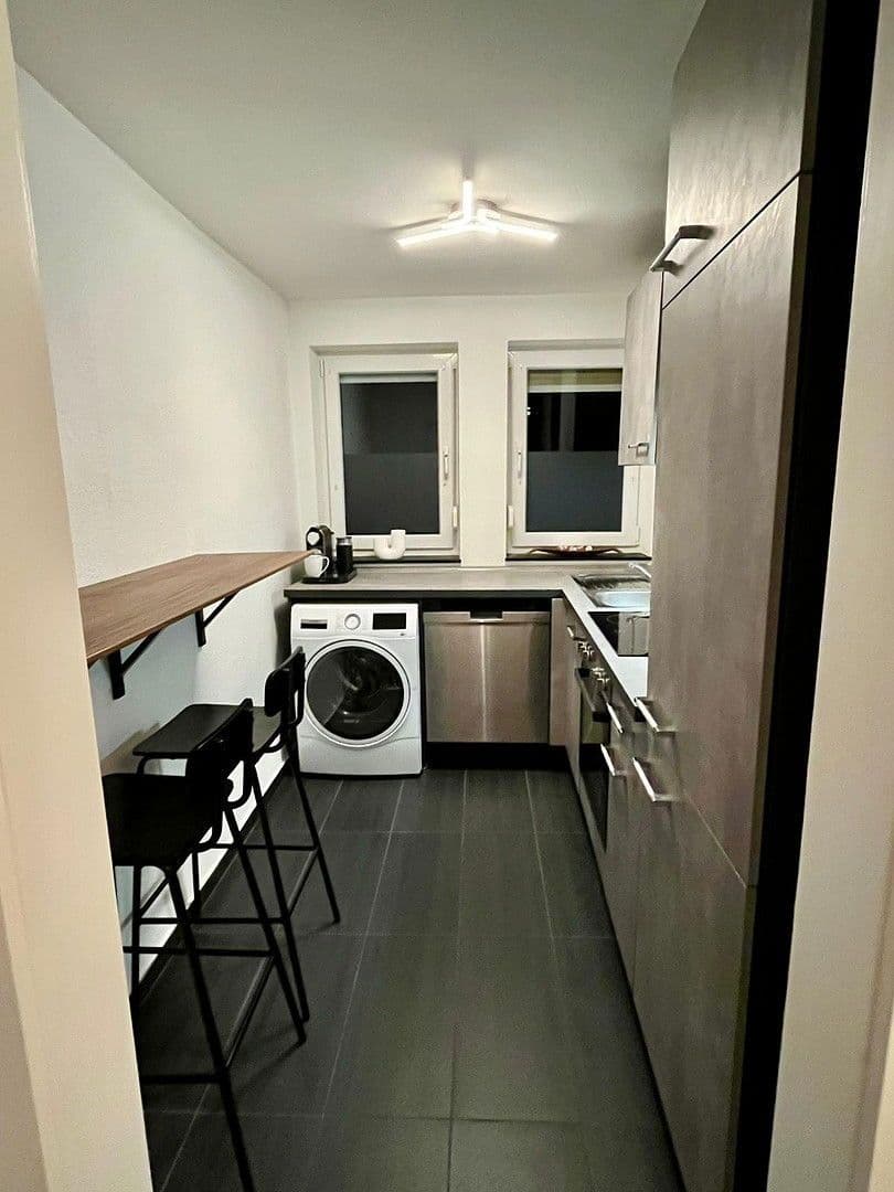 Prenájom bytu 2-izbový 53 m², Stuttgart, Bádensko-Wurttembersko Prenájom bytu 2-izbový 53 m², Stuttgart, Bádensko-Wurttembersko