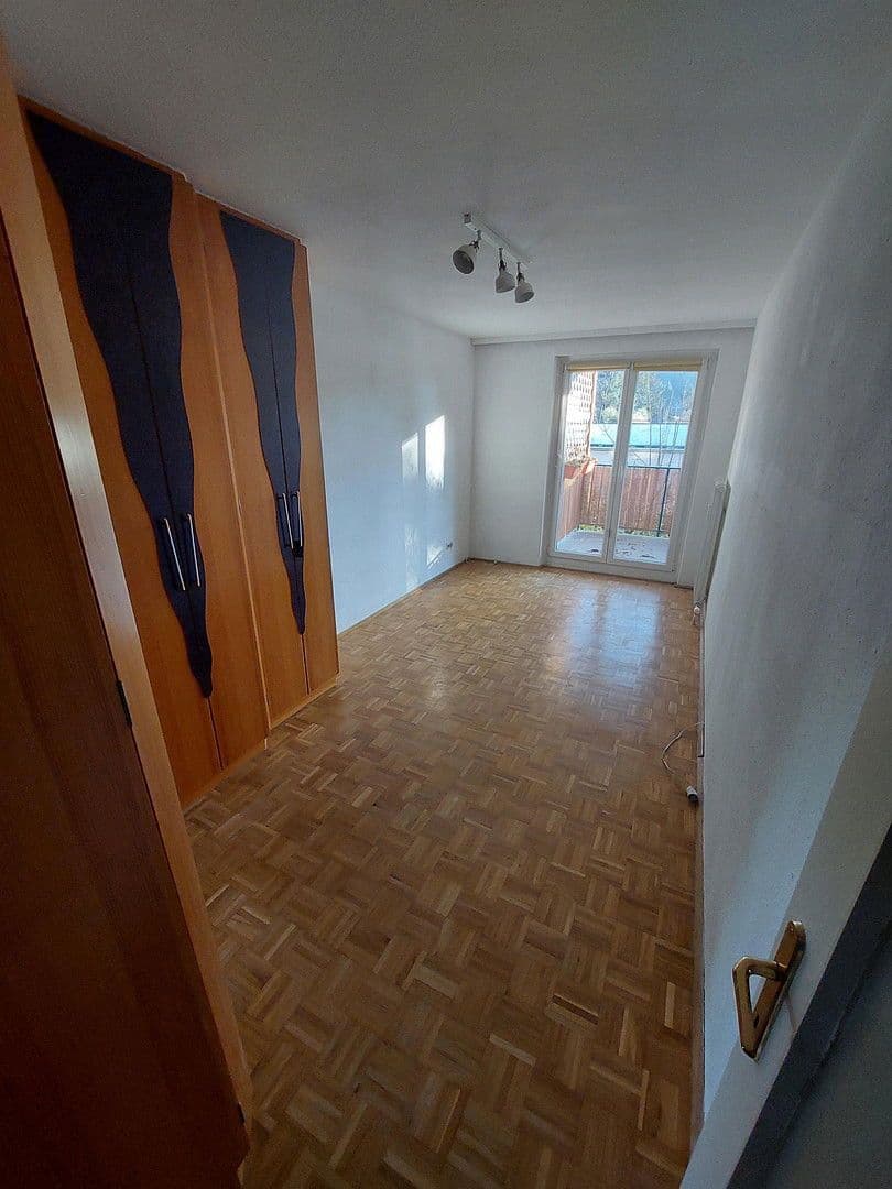 Prenájom bytu 3-izbový 80 m², Sulzweg 10, Wien, Viedeň Prenájom bytu 3-izbový 80 m², Sulzweg 10, Wien, Viedeň