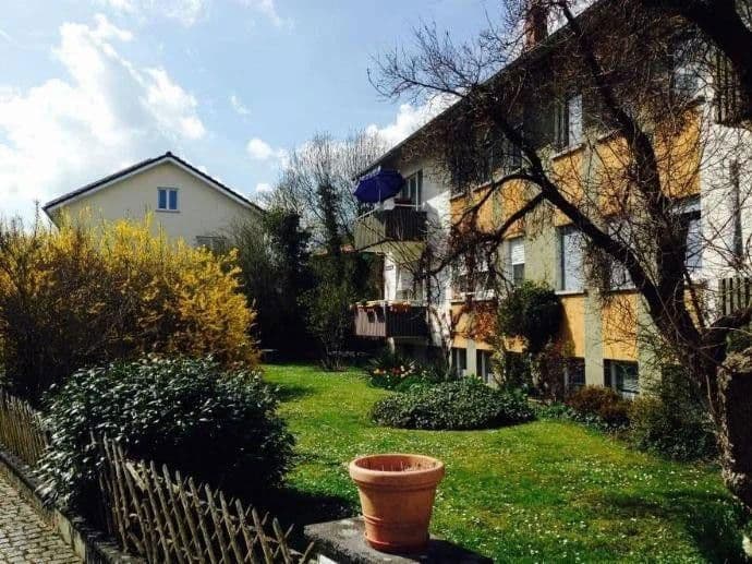 Prenájom bytu 1-izbový 23 m², Rielasingen-Worblingen, Bádensko-Wurttembersko Prenájom bytu 1-izbový 23 m², Rielasingen-Worblingen, Bádensko-Wurttembersko