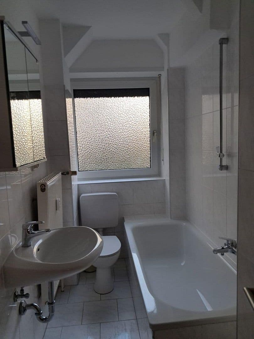 Prenájom bytu 1-izbový 39 m², Eichelsheimer Strasse 27, Mannheim, Bádensko-Wurttembersko Prenájom bytu 1-izbový 39 m², Eichelsheimer Strasse 27, Mannheim, Bádensko-Wurttembersko