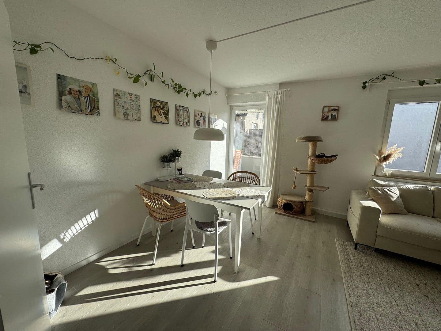 Prenájom bytu 2-izbový 61 m², Brandgasse 10, Stuttgart, Bádensko-Wurttembersko Prenájom bytu 2-izbový 61 m², Brandgasse 10, Stuttgart, Bádensko-Wurttembersko