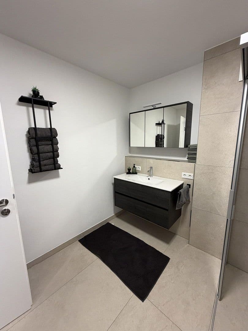 Prenájom bytu 3-izbový 84 m², Ludwig-Kaiser-Weg 12, Deggendorf, Bavorsko Prenájom bytu 3-izbový 84 m², Ludwig-Kaiser-Weg 12, Deggendorf, Bavorsko