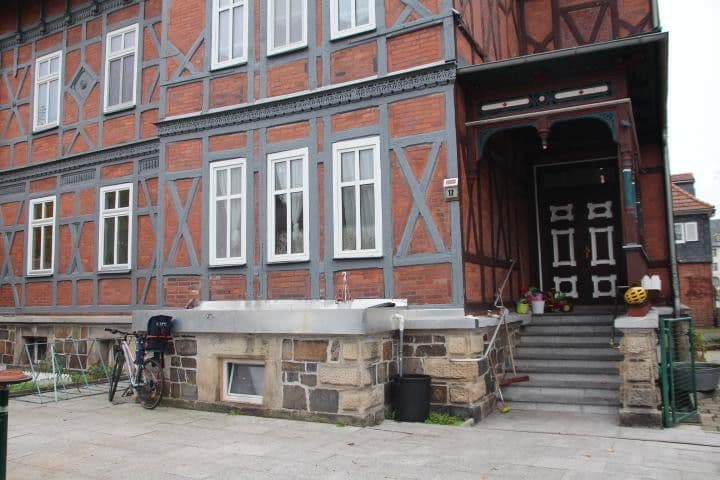 Prenájom bytu 4-izbový 110 m², Coburger Allee 17, Sonneberg, Durínsko Prenájom bytu 4-izbový 110 m², Coburger Allee 17, Sonneberg, Durínsko