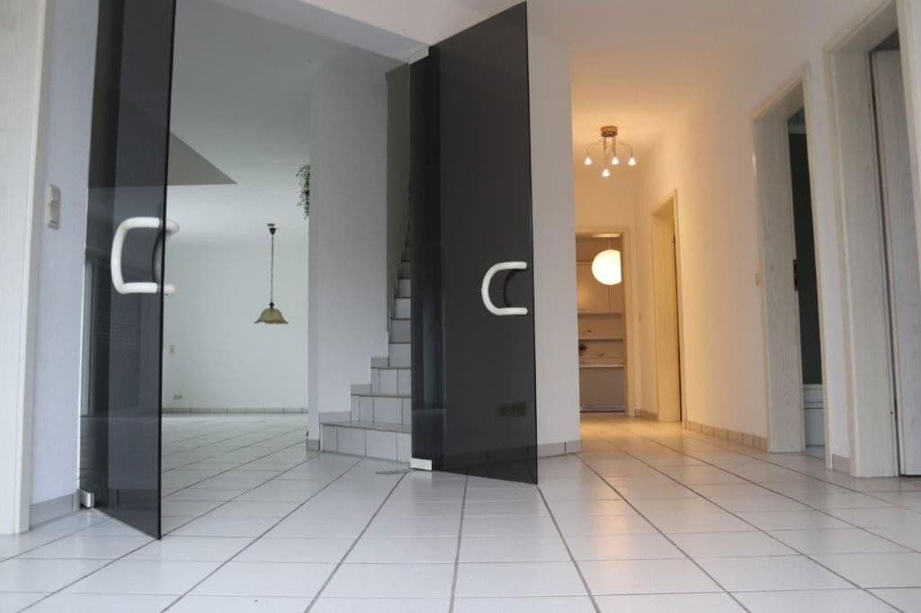 Predaj domu 202 m², pozemek 990 m², Paderborn, Severné Porýnie - Westfálsko Predaj domu 202 m², pozemek 990 m², Paderborn, Severné Porýnie - Westfálsko