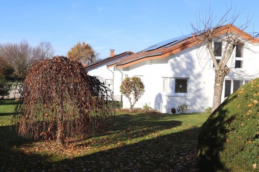 Predaj domu 202 m², pozemek 990 m², Paderborn, Severné Porýnie - Westfálsko Predaj domu 202 m², pozemek 990 m², Paderborn, Severné Porýnie - Westfálsko