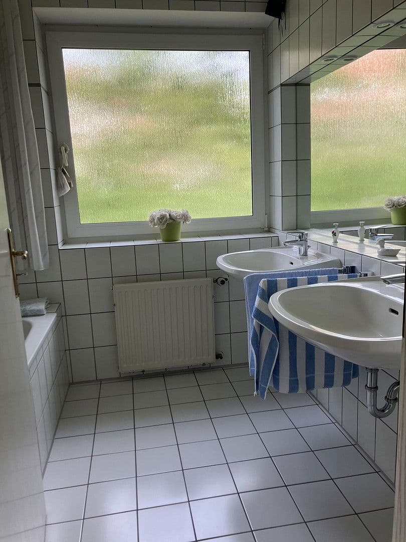 Predaj domu 202 m², pozemek 990 m², Paderborn, Severné Porýnie - Westfálsko Predaj domu 202 m², pozemek 990 m², Paderborn, Severné Porýnie - Westfálsko