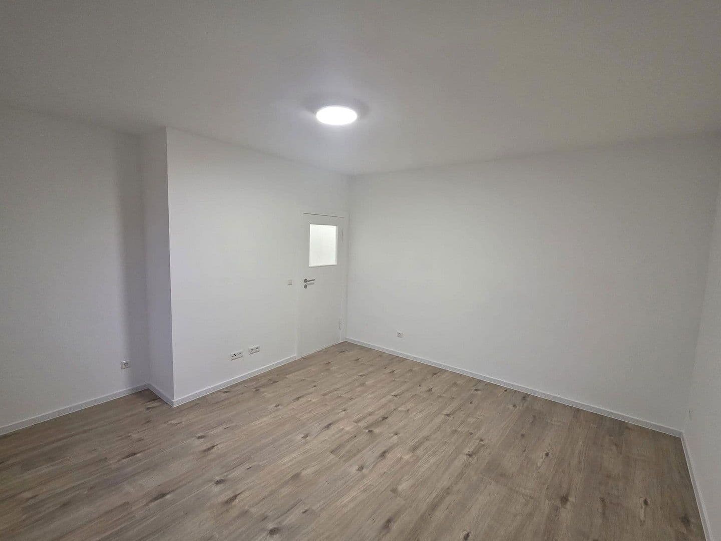 Predaj bytu 2-izbový 57 m², Eosander Str.36, Berlin, Berlín Predaj bytu 2-izbový 57 m², Eosander Str.36, Berlin, Berlín