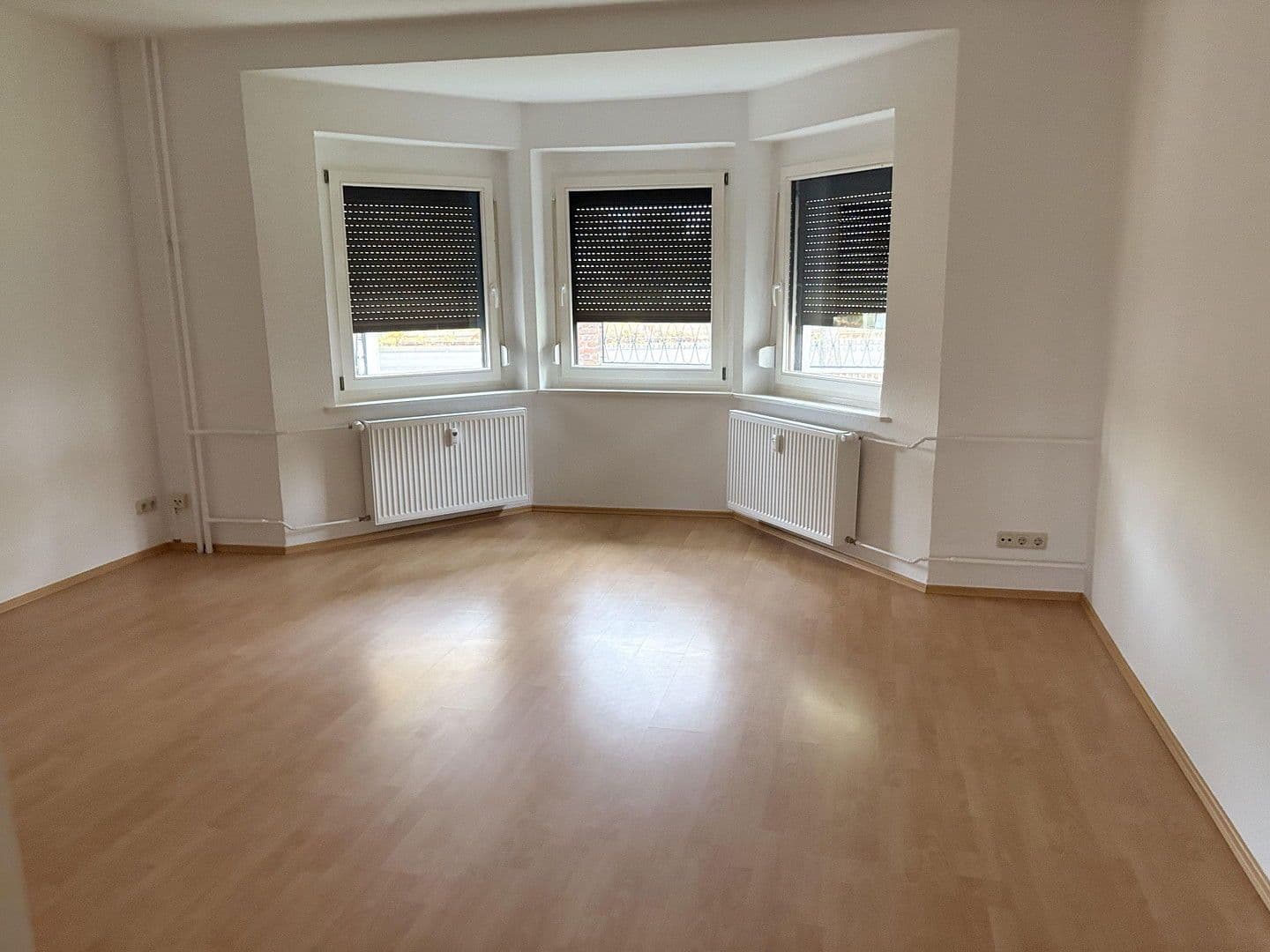 Prenájom bytu 3-izbový 78 m², Frankfurt/Oder, Brandenbursko Prenájom bytu 3-izbový 78 m², Frankfurt/Oder, Brandenbursko