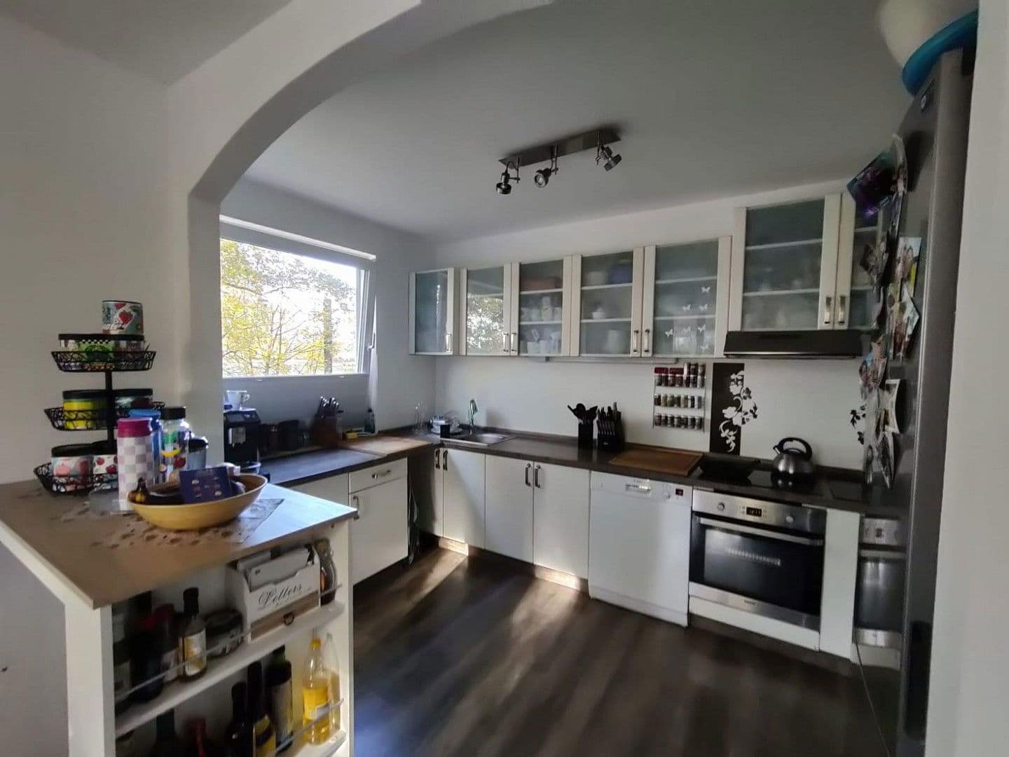 Predaj bytu 5-izbový 100 m², Laatzen, Dolné Sasko Predaj bytu 5-izbový 100 m², Laatzen, Dolné Sasko