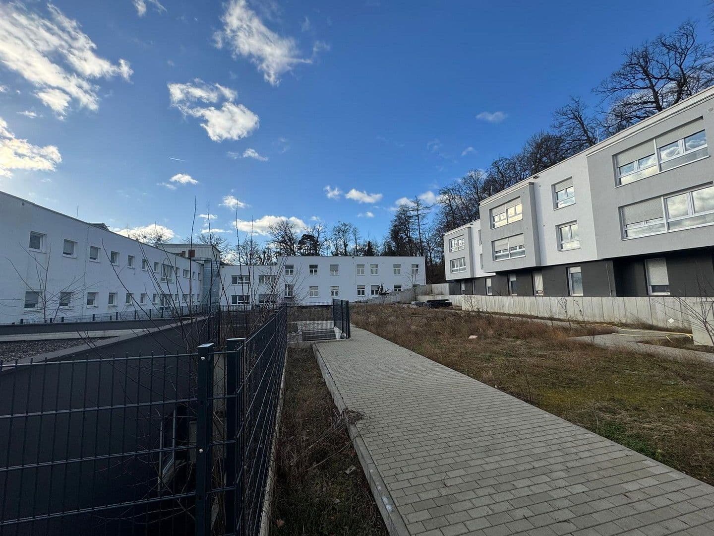 Predaj domu 7.645 m², pozemek 10.000 m², Nidda, Hesensko Predaj domu 7.645 m², pozemek 10.000 m², Nidda, Hesensko