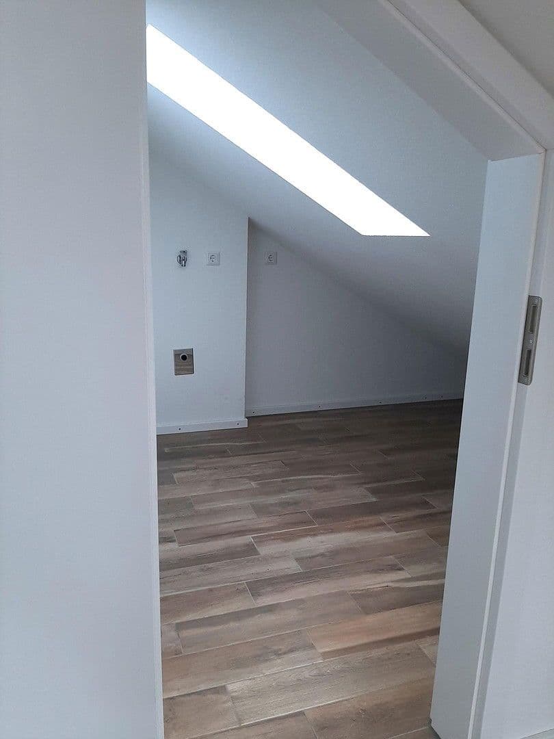 Predaj bytu 4-izbový 117 m², Heidelberg, Bádensko-Wurttembersko Predaj bytu 4-izbový 117 m², Heidelberg, Bádensko-Wurttembersko