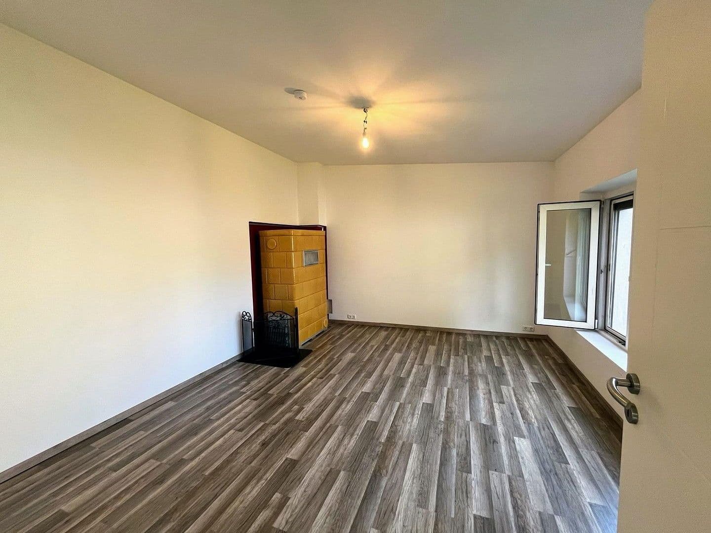 Predaj domu 102 m², pozemek 765 m², Oberhofer Straße 62, Oranienburg, Brandenbursko Predaj domu 102 m², pozemek 765 m², Oberhofer Straße 62, Oranienburg, Brandenbursko