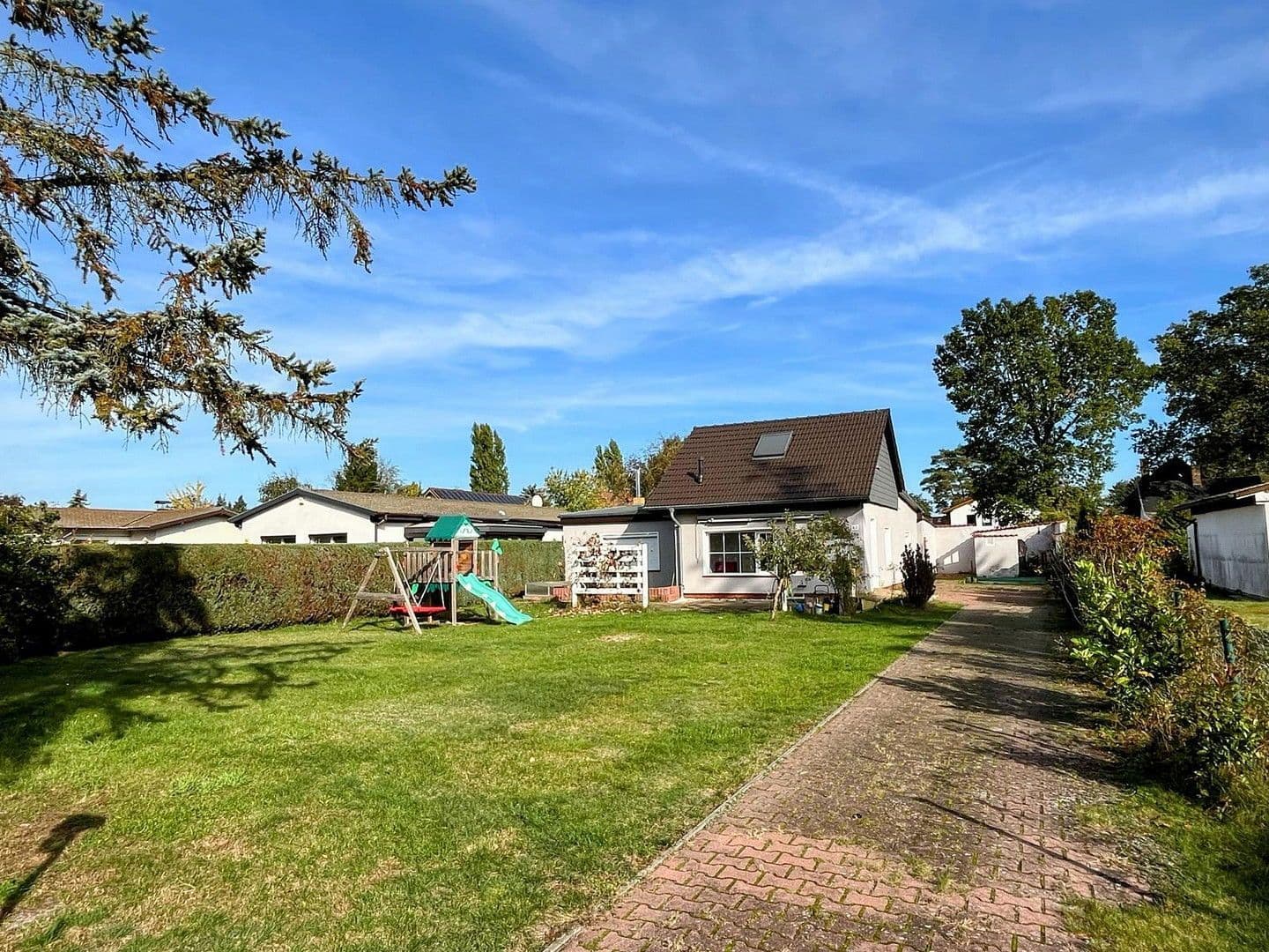 Predaj domu 102 m², pozemek 765 m², Oberhofer Straße 62, Oranienburg, Brandenbursko Predaj domu 102 m², pozemek 765 m², Oberhofer Straße 62, Oranienburg, Brandenbursko