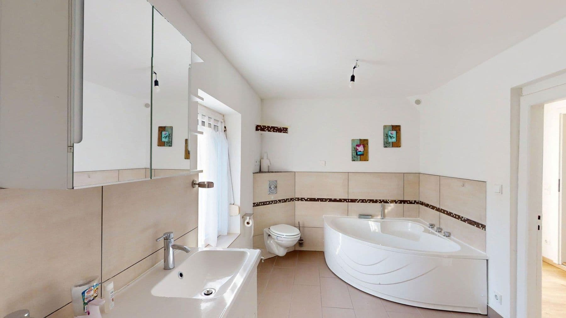 Predaj domu 102 m², pozemek 765 m², Oberhofer Straße 62, Oranienburg, Brandenbursko Predaj domu 102 m², pozemek 765 m², Oberhofer Straße 62, Oranienburg, Brandenbursko