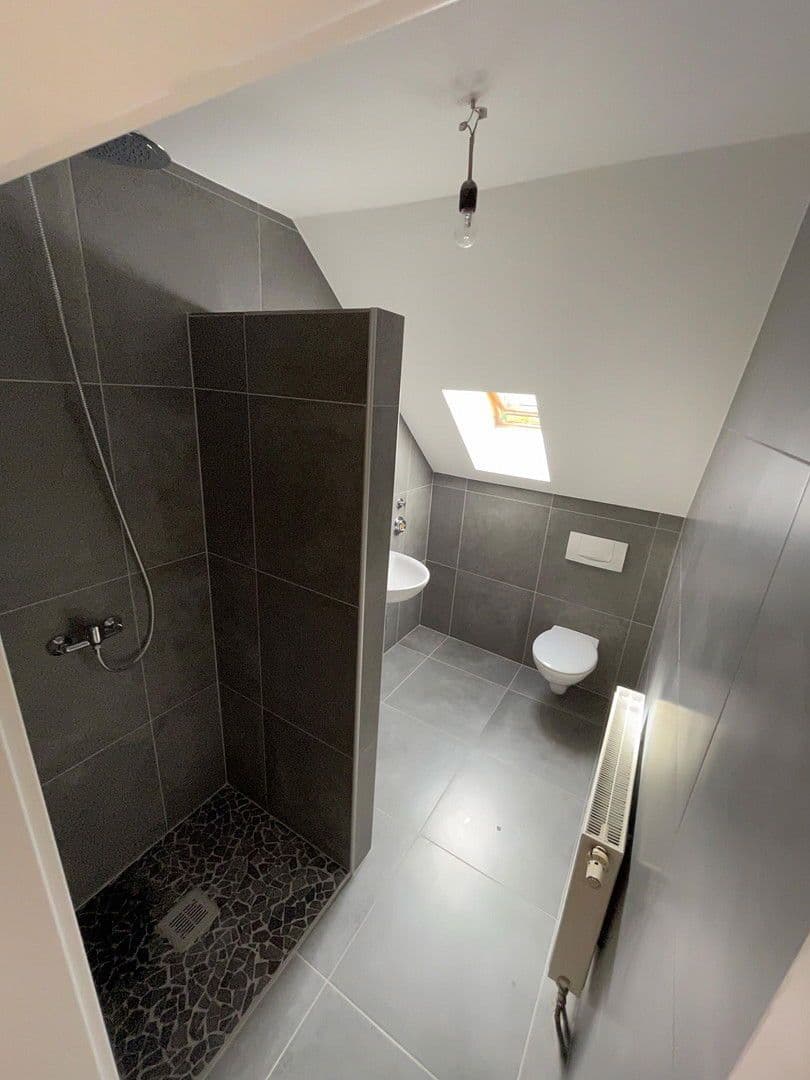 Prenájom bytu 4-izbový 193 m², Bergstraße 16, Carlsberg, Porýnie-Falcko Prenájom bytu 4-izbový 193 m², Bergstraße 16, Carlsberg, Porýnie-Falcko