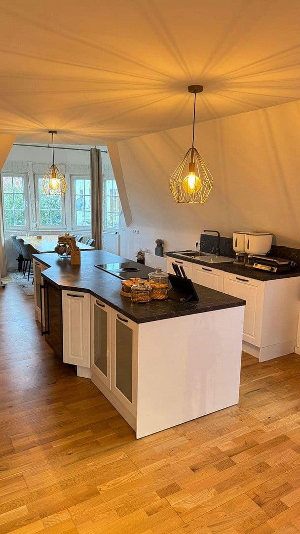 Prenájom bytu 4-izbový 193 m², Bergstraße 16, Carlsberg, Porýnie-Falcko Prenájom bytu 4-izbový 193 m², Bergstraße 16, Carlsberg, Porýnie-Falcko