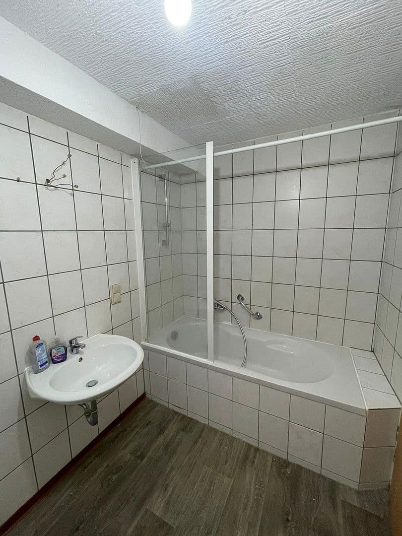 Predaj domu 539 m², pozemek 222 m², Wasenstraße, Idar-Oberstein, Porýnie-Falcko Predaj domu 539 m², pozemek 222 m², Wasenstraße, Idar-Oberstein, Porýnie-Falcko