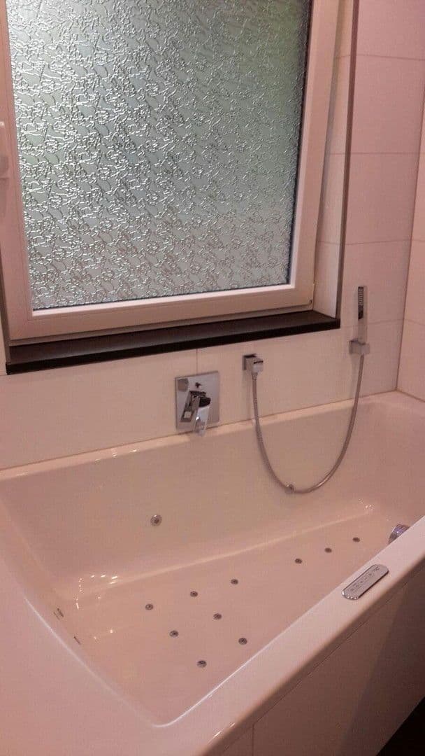 Prenájom bytu 2-izbový 60 m², Am Schenkenfeld 21 97209 Veitshöchheim, Veitshöchheim, Bavorsko Prenájom bytu 2-izbový 60 m², Am Schenkenfeld 21 97209 Veitshöchheim, Veitshöchheim, Bavorsko