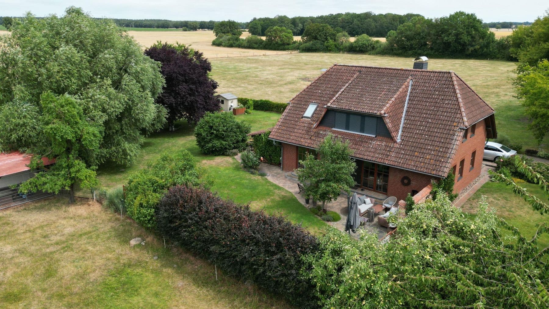 Predaj domu 200 m², pozemek 2.000 m², Apenburg-Winterfeld, Sasko-Anhaltsko Predaj domu 200 m², pozemek 2.000 m², Apenburg-Winterfeld, Sasko-Anhaltsko