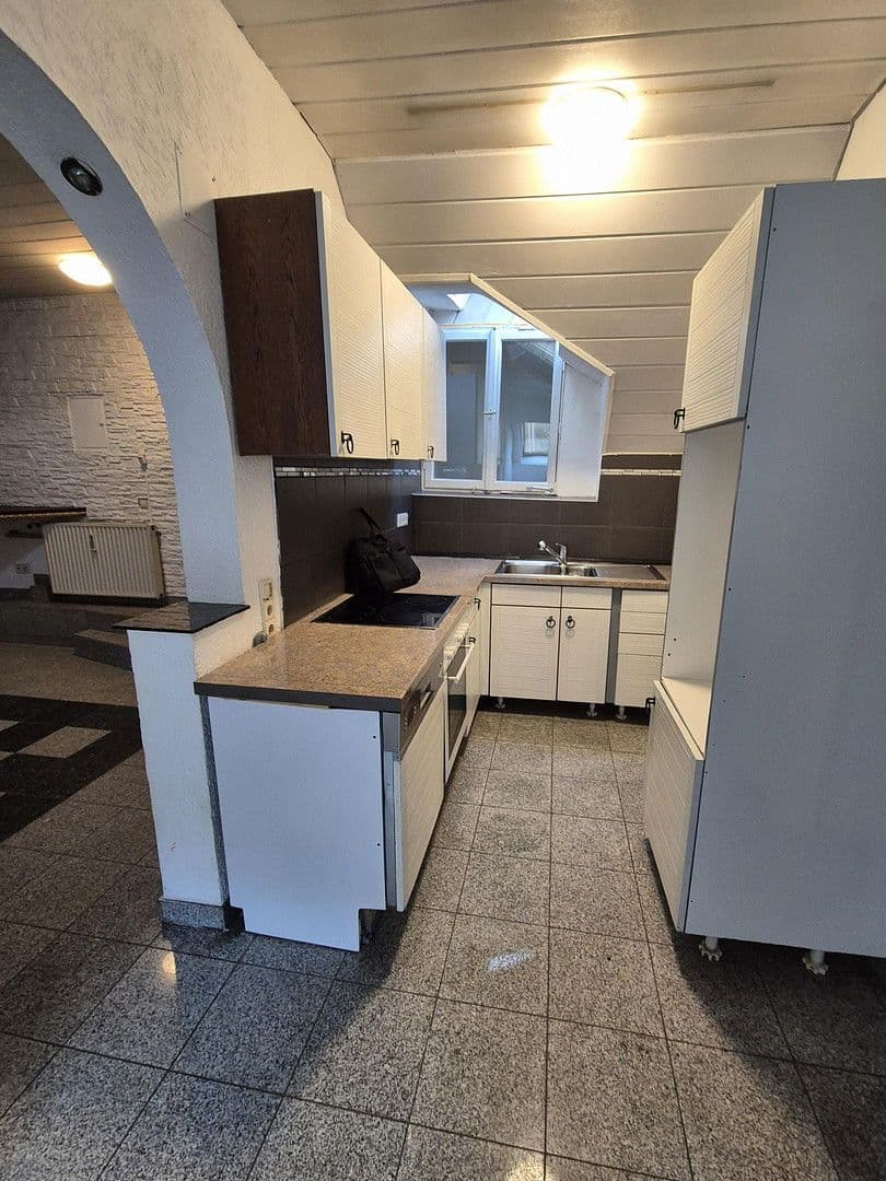 Prenájom bytu 4-izbový 90 m², Ebinger Straße 112/1, Burladingen, Bádensko-Wurttembersko Prenájom bytu 4-izbový 90 m², Ebinger Straße 112/1, Burladingen, Bádensko-Wurttembersko