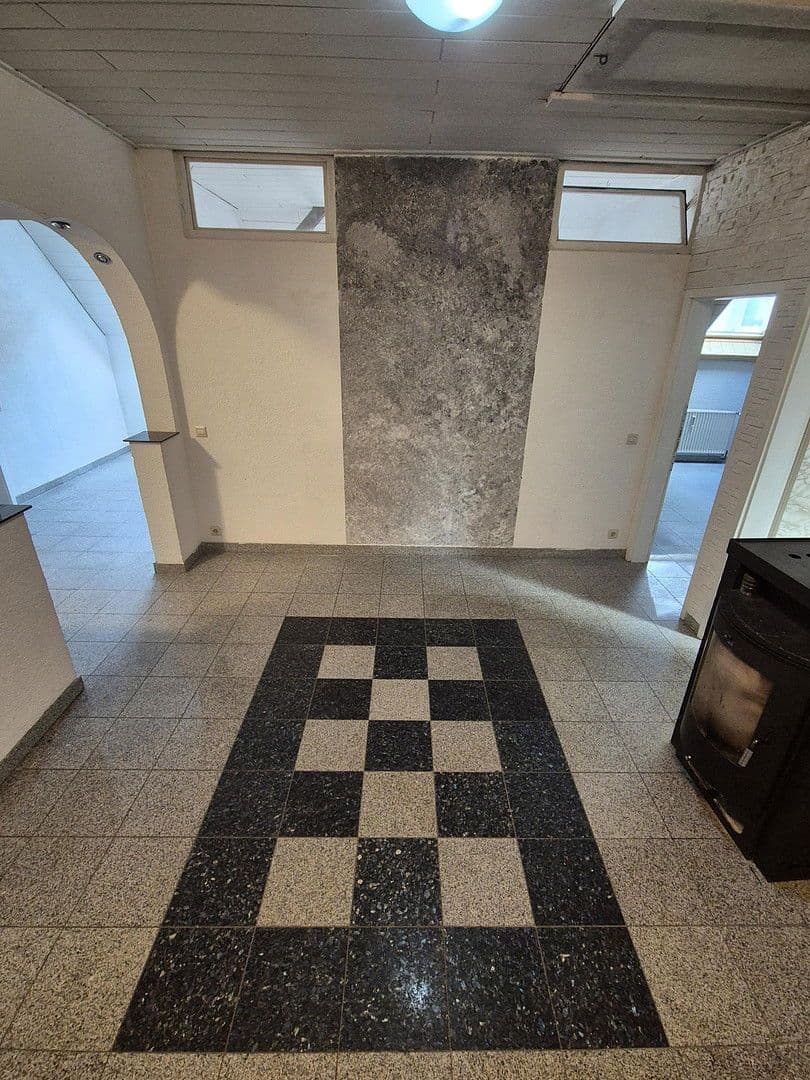 Prenájom bytu 4-izbový 90 m², Ebinger Straße 112/1, Burladingen, Bádensko-Wurttembersko Prenájom bytu 4-izbový 90 m², Ebinger Straße 112/1, Burladingen, Bádensko-Wurttembersko