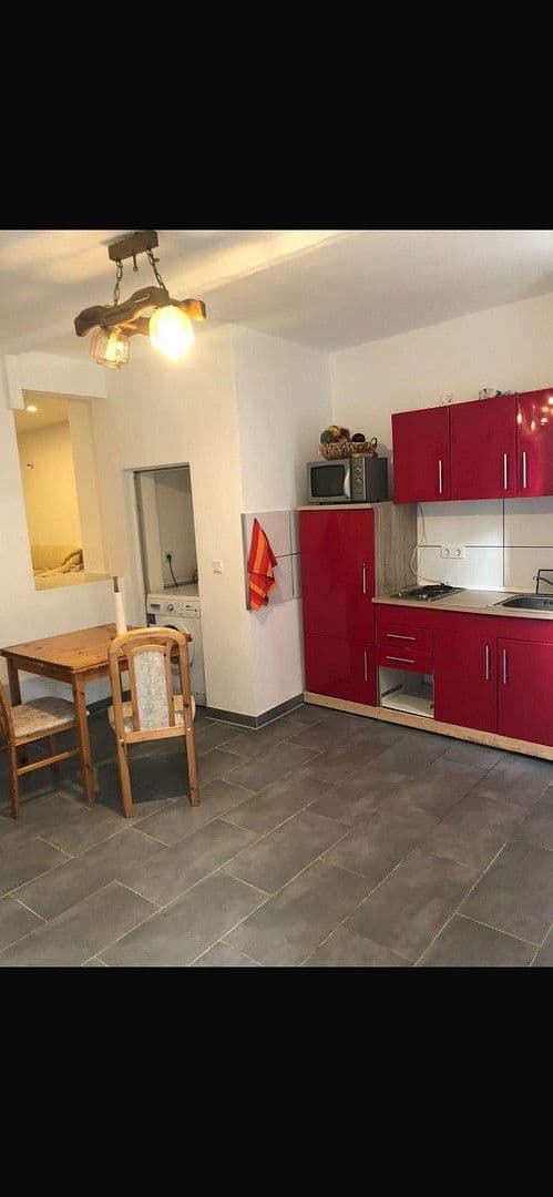 Prenájom bytu 1-izbový 44 m², Sudstraße 12, Saarbrücken, Sársko Prenájom bytu 1-izbový 44 m², Sudstraße 12, Saarbrücken, Sársko