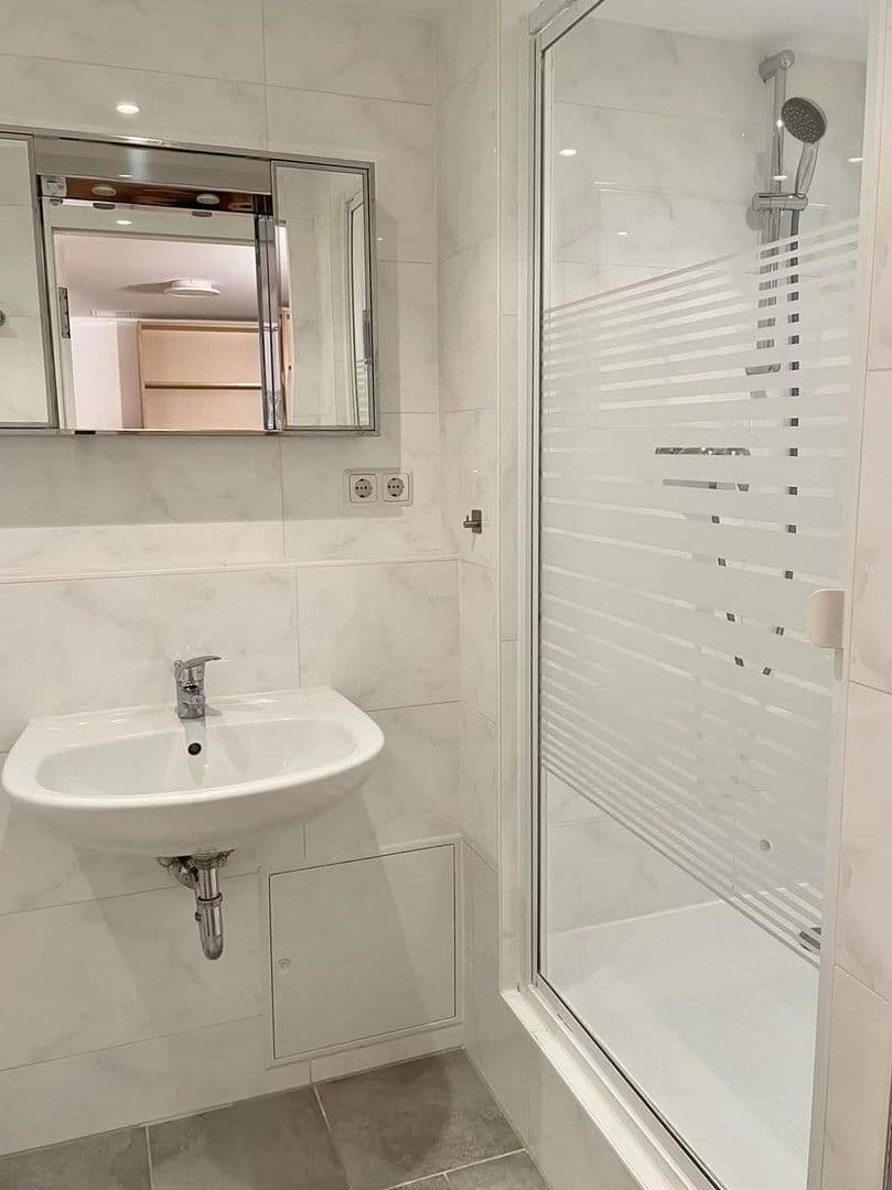 Predaj bytu 4-izbový 110 m², Berlin, Berlín Predaj bytu 4-izbový 110 m², Berlin, Berlín