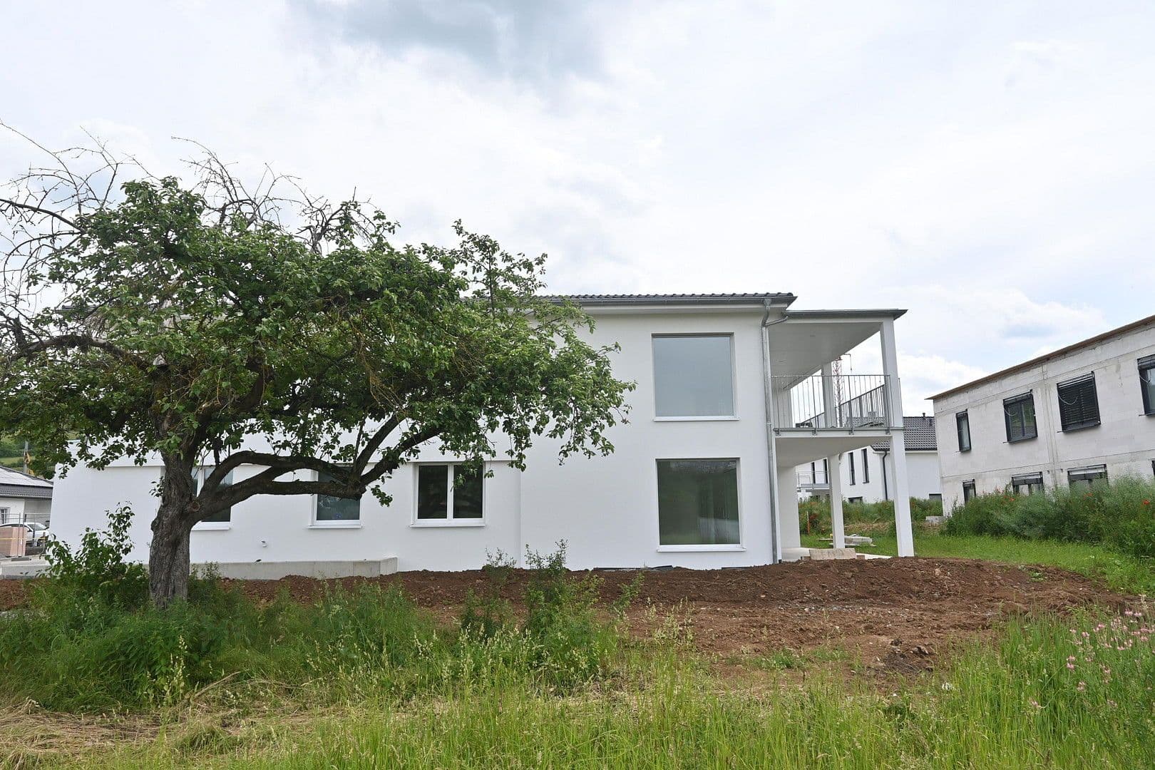 Prenájom bytu 3-izbový 127 m², Thomas-Schreiber-Weg 3, Bad Mergentheim, Bádensko-Wurttembersko Prenájom bytu 3-izbový 127 m², Thomas-Schreiber-Weg 3, Bad Mergentheim, Bádensko-Wurttembersko