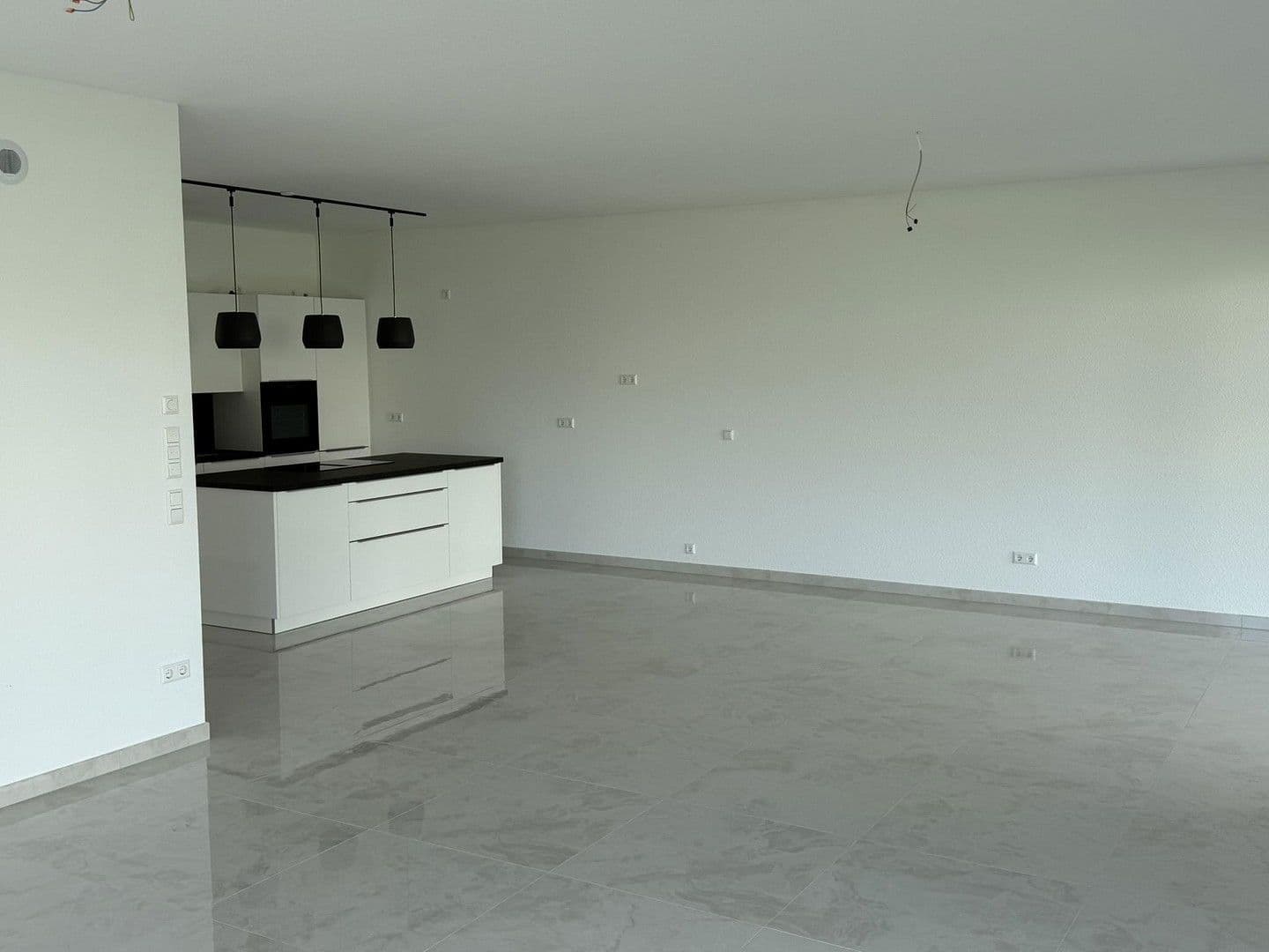 Prenájom bytu 3-izbový 127 m², Thomas-Schreiber-Weg 3, Bad Mergentheim, Bádensko-Wurttembersko Prenájom bytu 3-izbový 127 m², Thomas-Schreiber-Weg 3, Bad Mergentheim, Bádensko-Wurttembersko