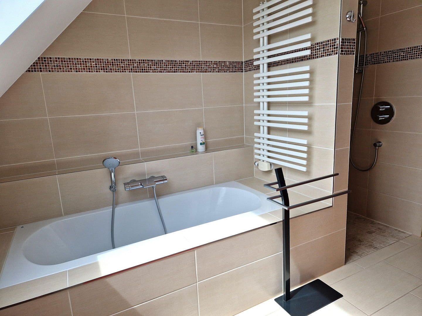 Prenájom domu 165 m², pozemek 536 m², Am Schilfgraben 27, Lehre, Dolné Sasko Prenájom domu 165 m², pozemek 536 m², Am Schilfgraben 27, Lehre, Dolné Sasko