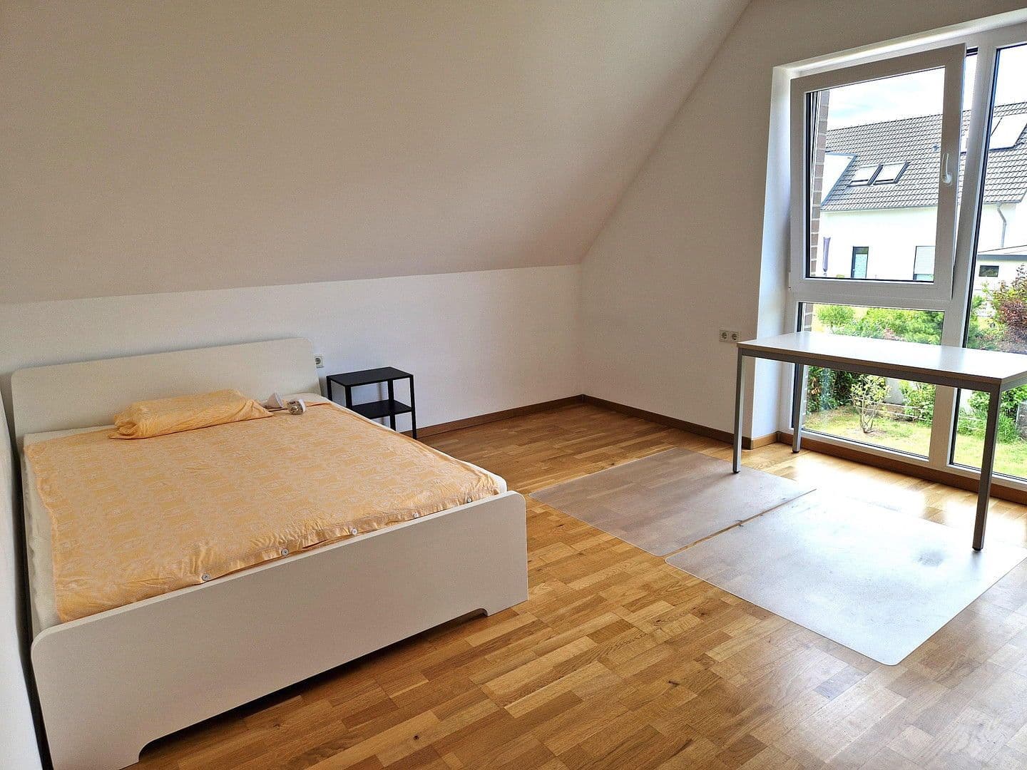 Prenájom domu 165 m², pozemek 536 m², Am Schilfgraben 27, Lehre, Dolné Sasko Prenájom domu 165 m², pozemek 536 m², Am Schilfgraben 27, Lehre, Dolné Sasko