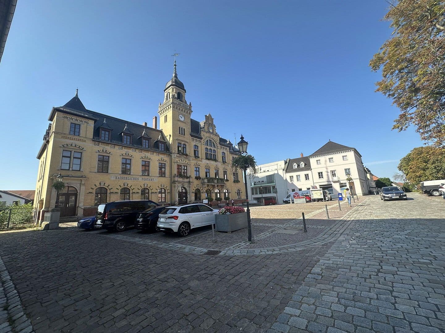 Predaj domu 573 m², pozemek 810 m², Markt 5, Bad Lausick, Sasko Predaj domu 573 m², pozemek 810 m², Markt 5, Bad Lausick, Sasko