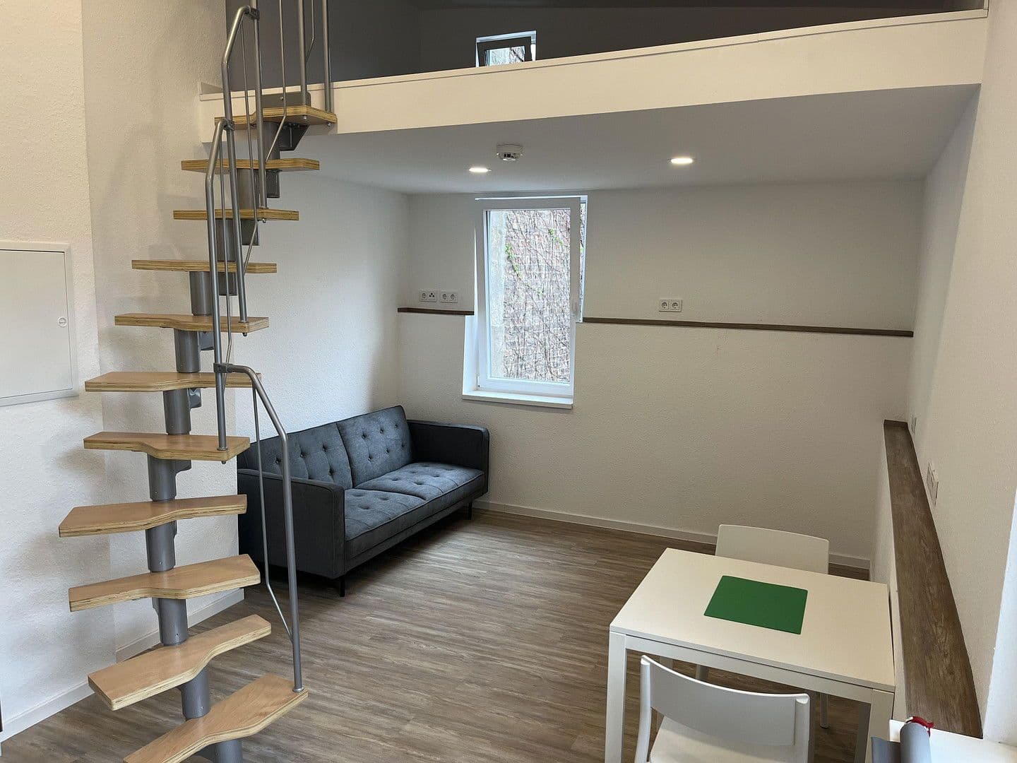 Prenájom bytu 1-izbový 25 m², Gumprechtstr. 2, Köln, Severné Porýnie - Westfálsko Prenájom bytu 1-izbový 25 m², Gumprechtstr. 2, Köln, Severné Porýnie - Westfálsko