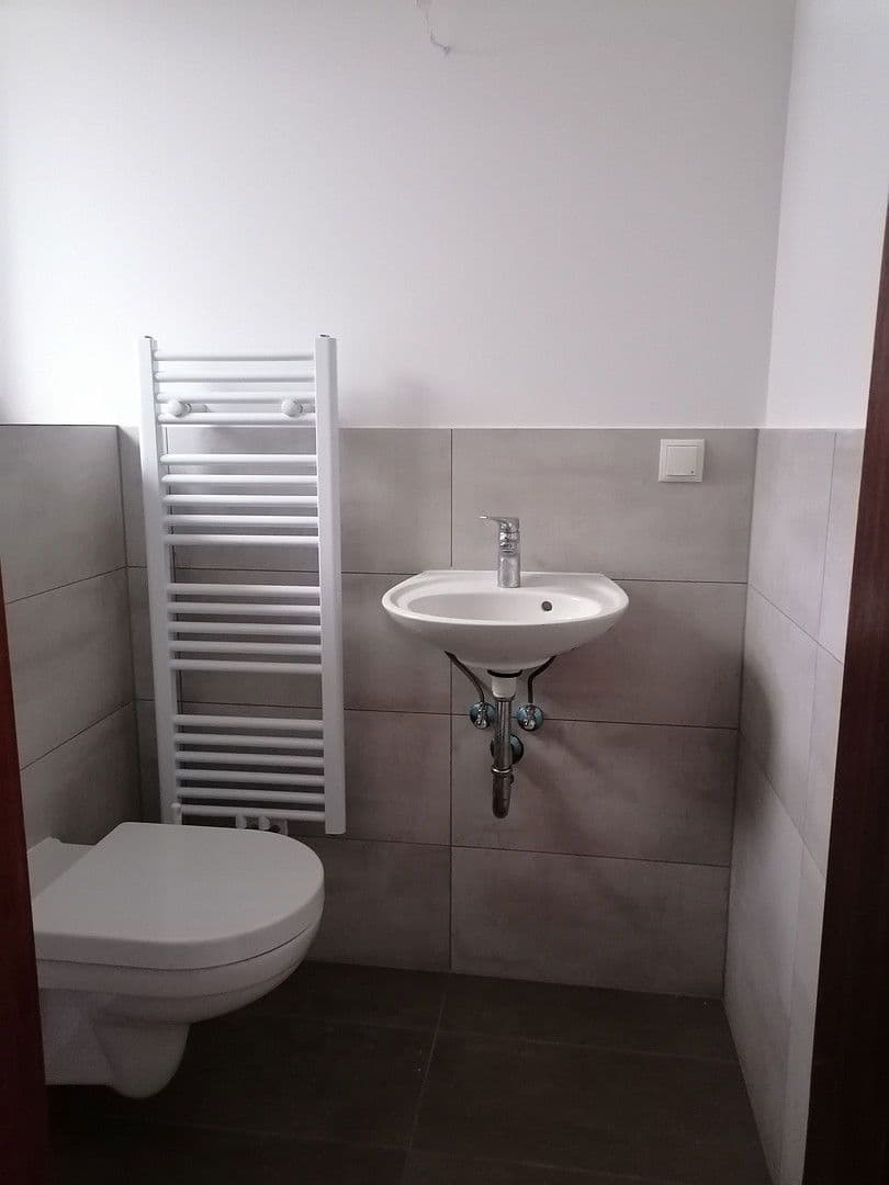 Prenájom domu 120 m², pozemek 378 m², Fürstenwalde/Spree, Brandenbursko Prenájom domu 120 m², pozemek 378 m², Fürstenwalde/Spree, Brandenbursko