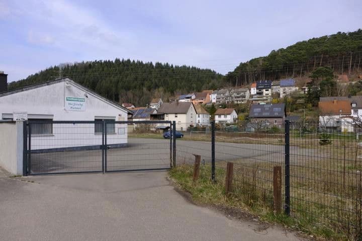 Prenájom nebytového priestoru 300 m², Rodalben, Porýnie-Falcko Prenájom nebytového priestoru 300 m², Rodalben, Porýnie-Falcko